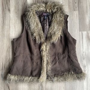 Vintage Y2K Peck & Peck XL Brown‎ Boho Faux Fur Trim Bratz Vest